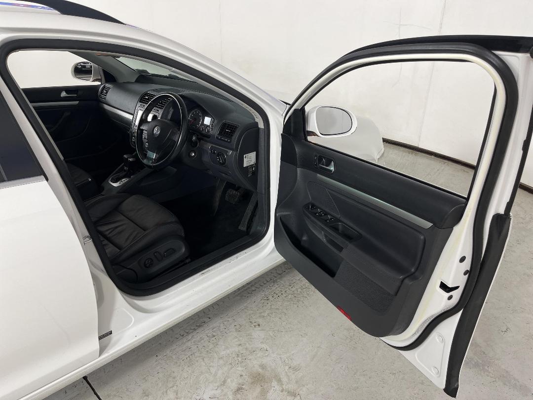 Photo '15' of Volkswagen Golf