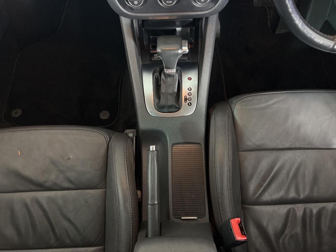 Photo '23' of Volkswagen Golf