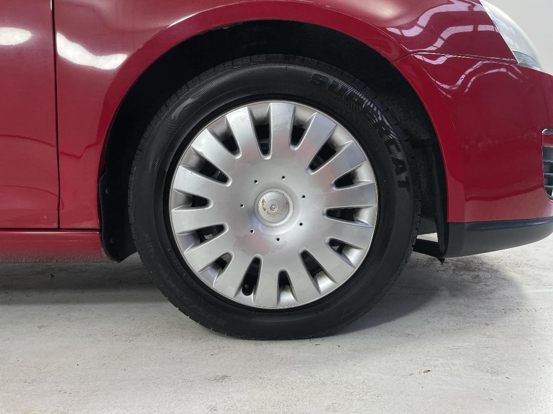 Photo '9' of Volkswagen Golf