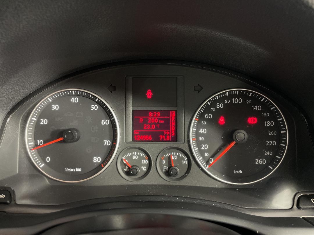 Photo '21' of Volkswagen Golf