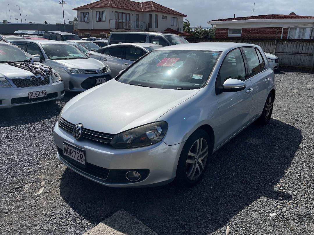 Photo '3' of Volkswagen Golf TSI