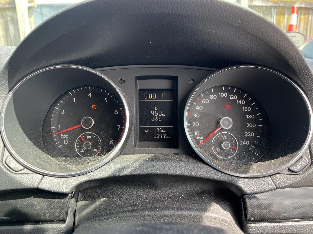 Photo '19' of Volkswagen Golf TSI