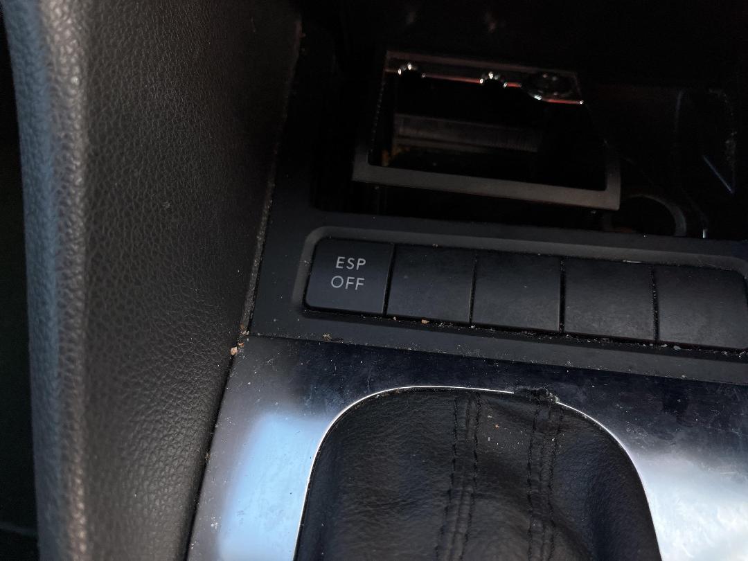 Photo '24' of Volkswagen Golf TSI