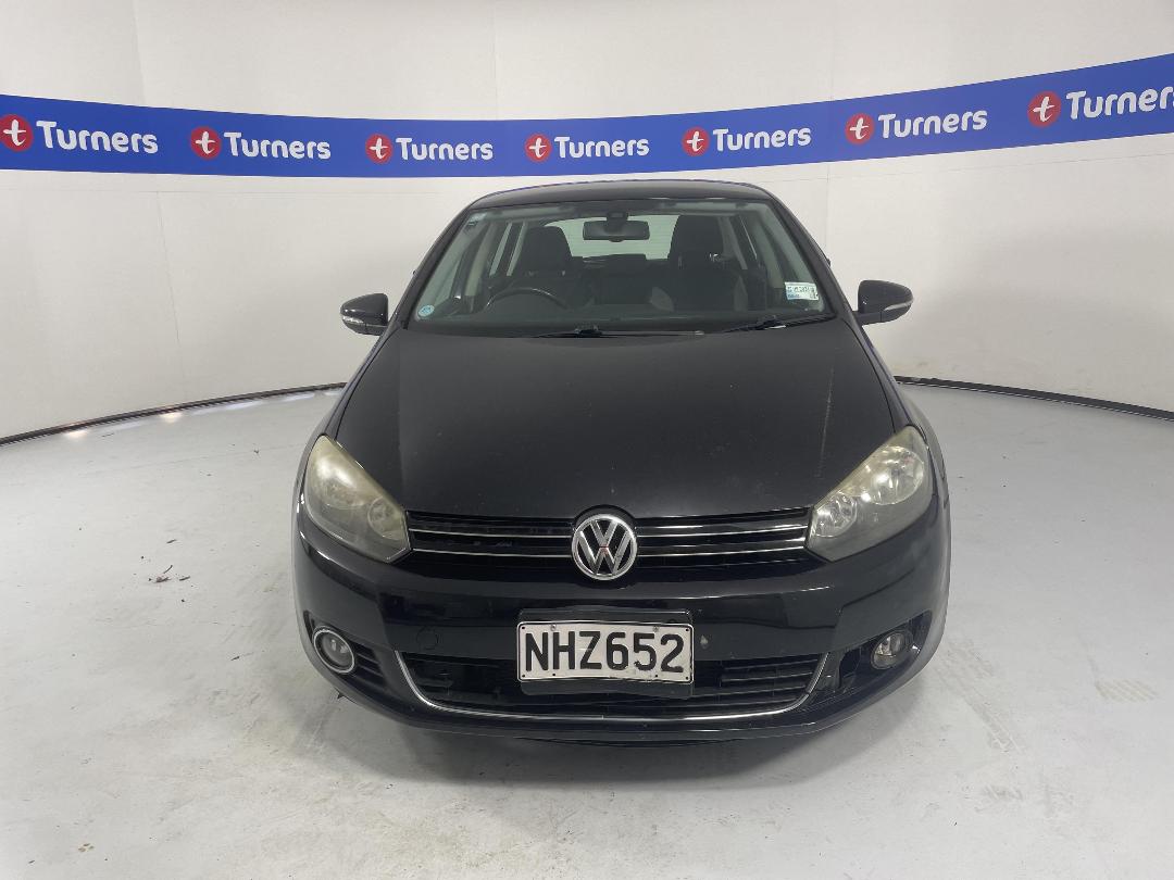 Photo '2' of Volkswagen Golf TSI