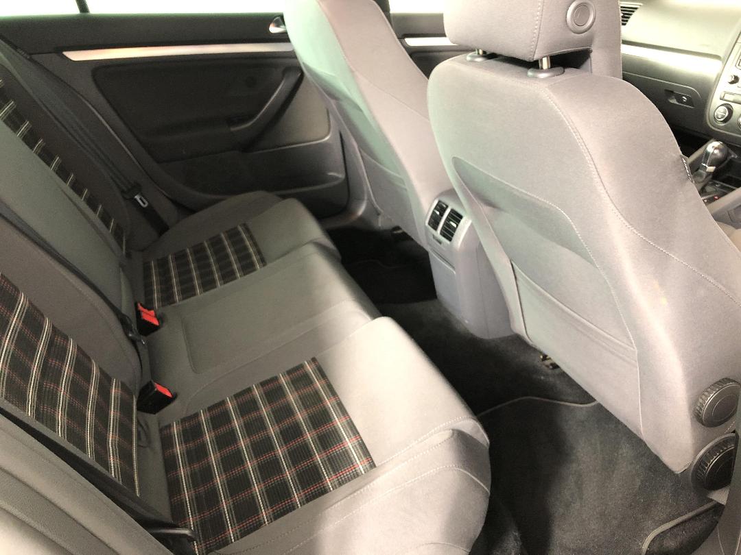 Photo '20' of Volkswagen Golf