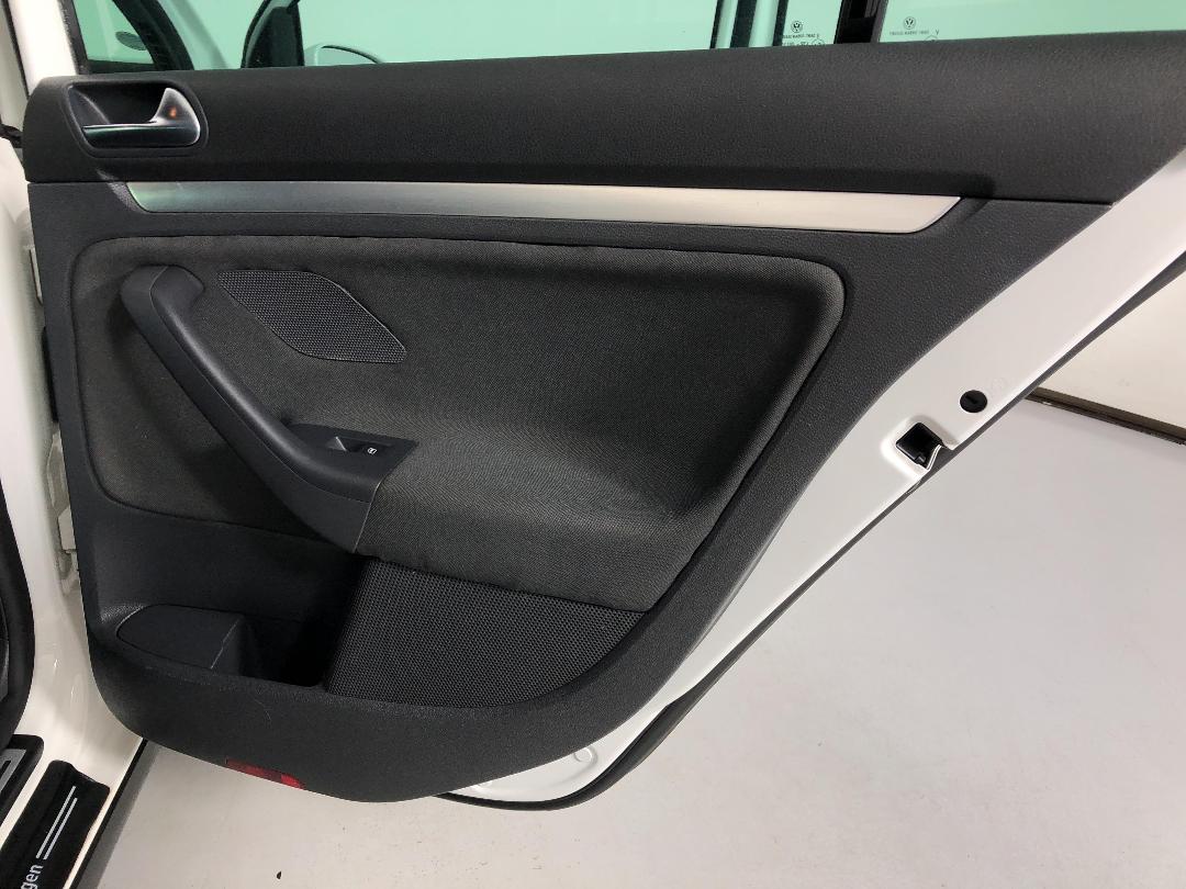 Photo '19' of Volkswagen Golf