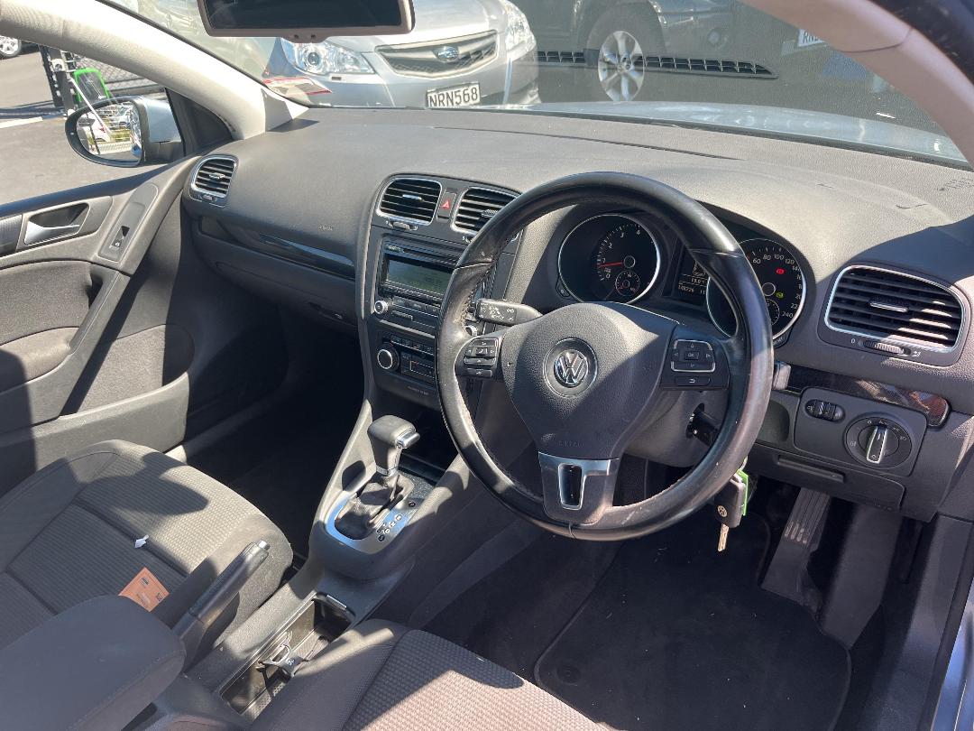 Photo '13' of Volkswagen Golf TSI 118KW