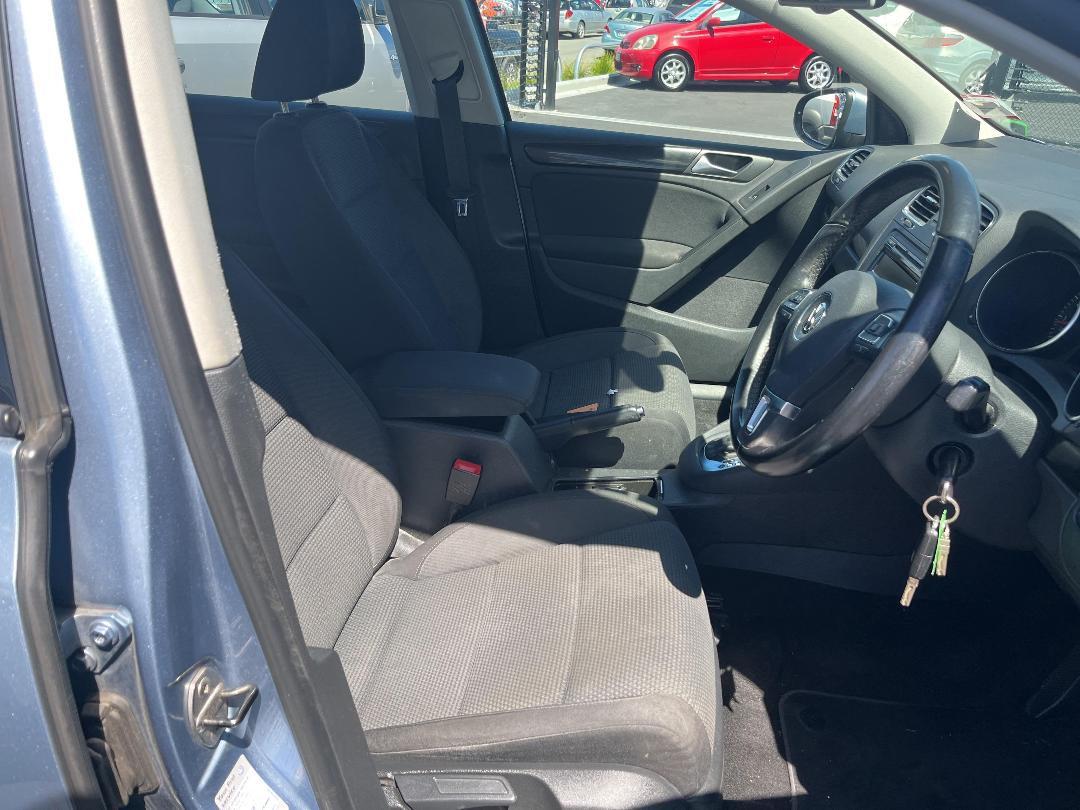 Photo '16' of Volkswagen Golf TSI 118KW