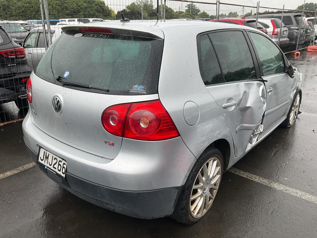 Photo '4' of Volkswagen Golf Photo '4' of Volkswagen Golf