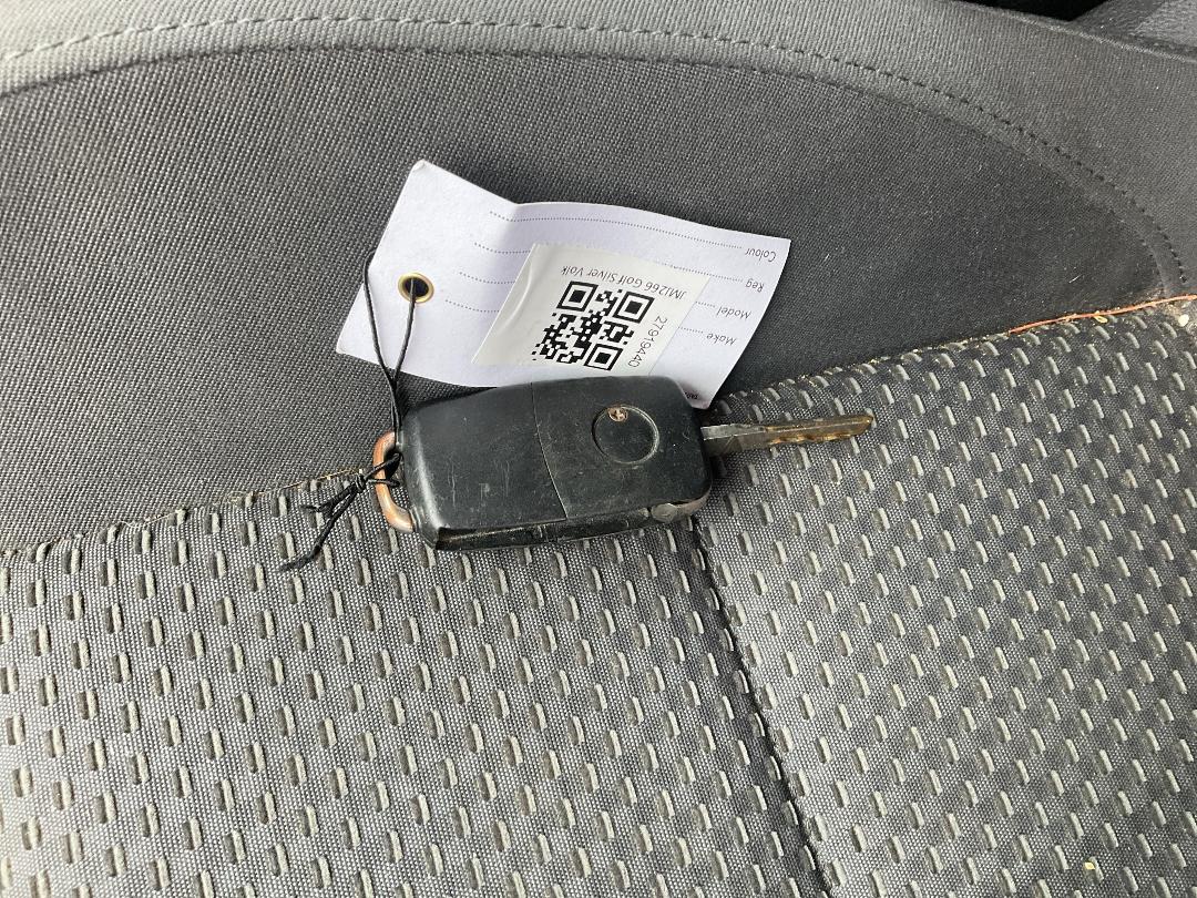 Photo '15' of Volkswagen Golf Photo '15' of Volkswagen Golf