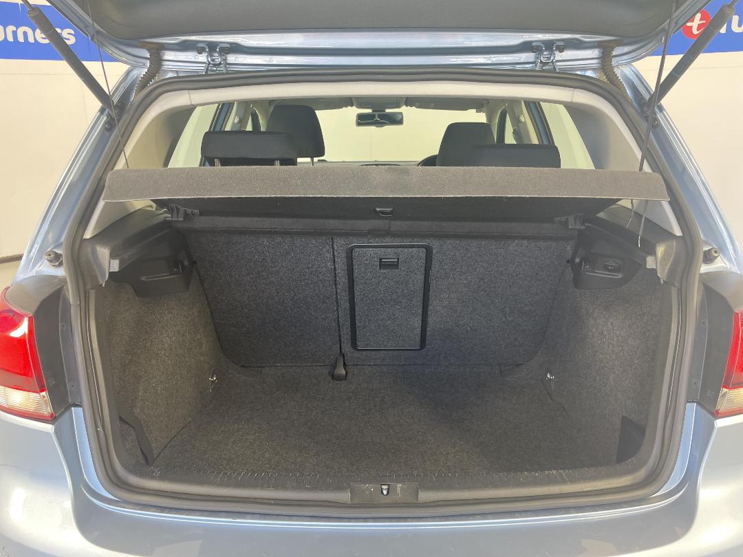 Photo '14' of Volkswagen Golf Photo '14' of Volkswagen Golf