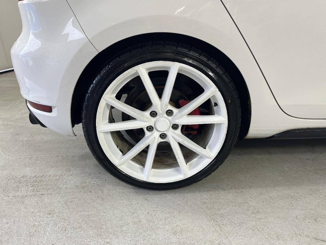 Photo '12' of Volkswagen Golf Photo '12' of Volkswagen Golf