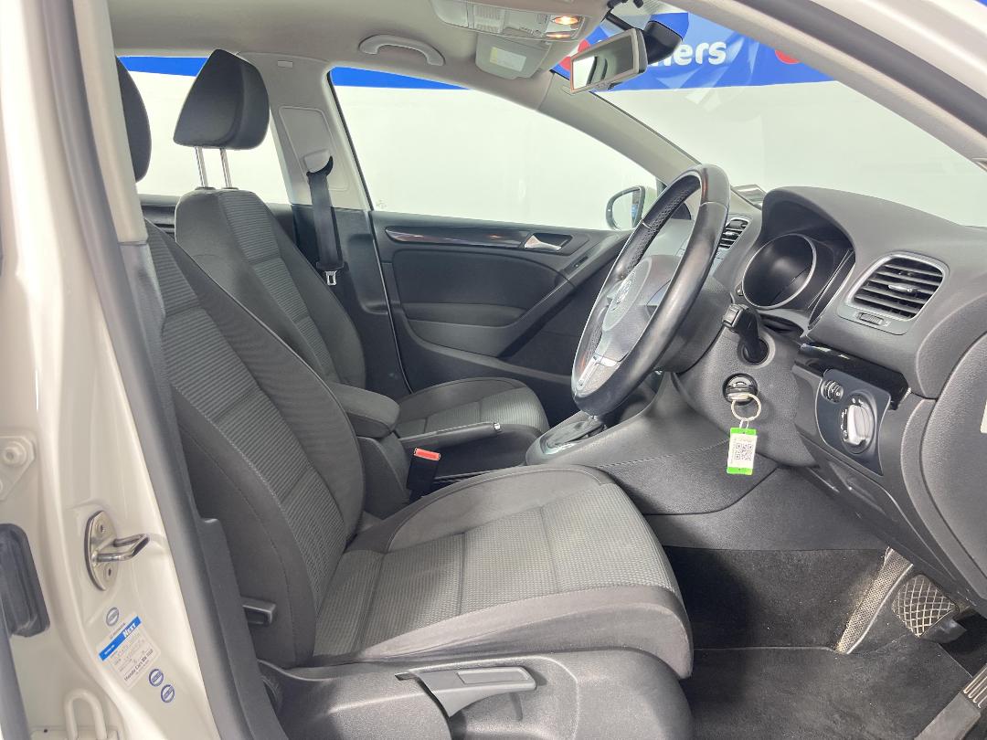 Photo '16' of Volkswagen Golf