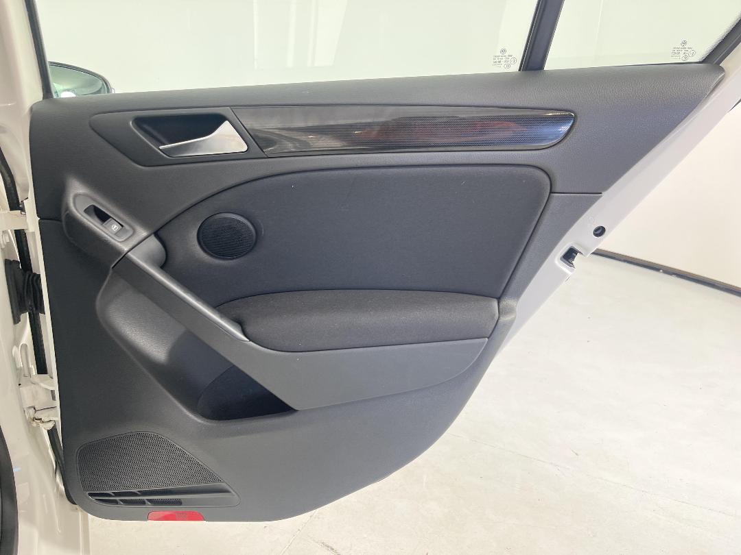 Photo '19' of Volkswagen Golf