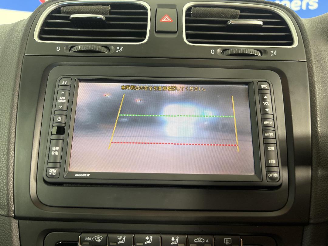 Photo '24' of Volkswagen Golf