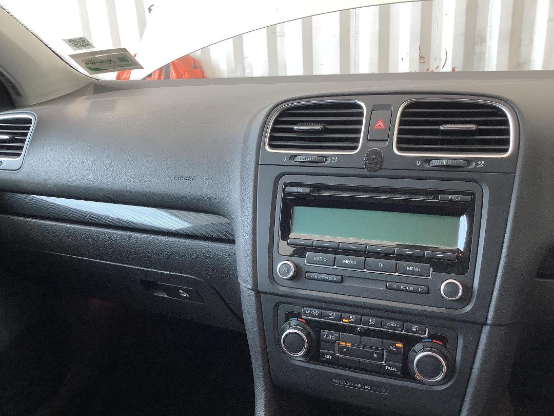 Photo '15' of Volkswagen Golf TSI 118KW Photo '15' of Volkswagen Golf TSI 118KW