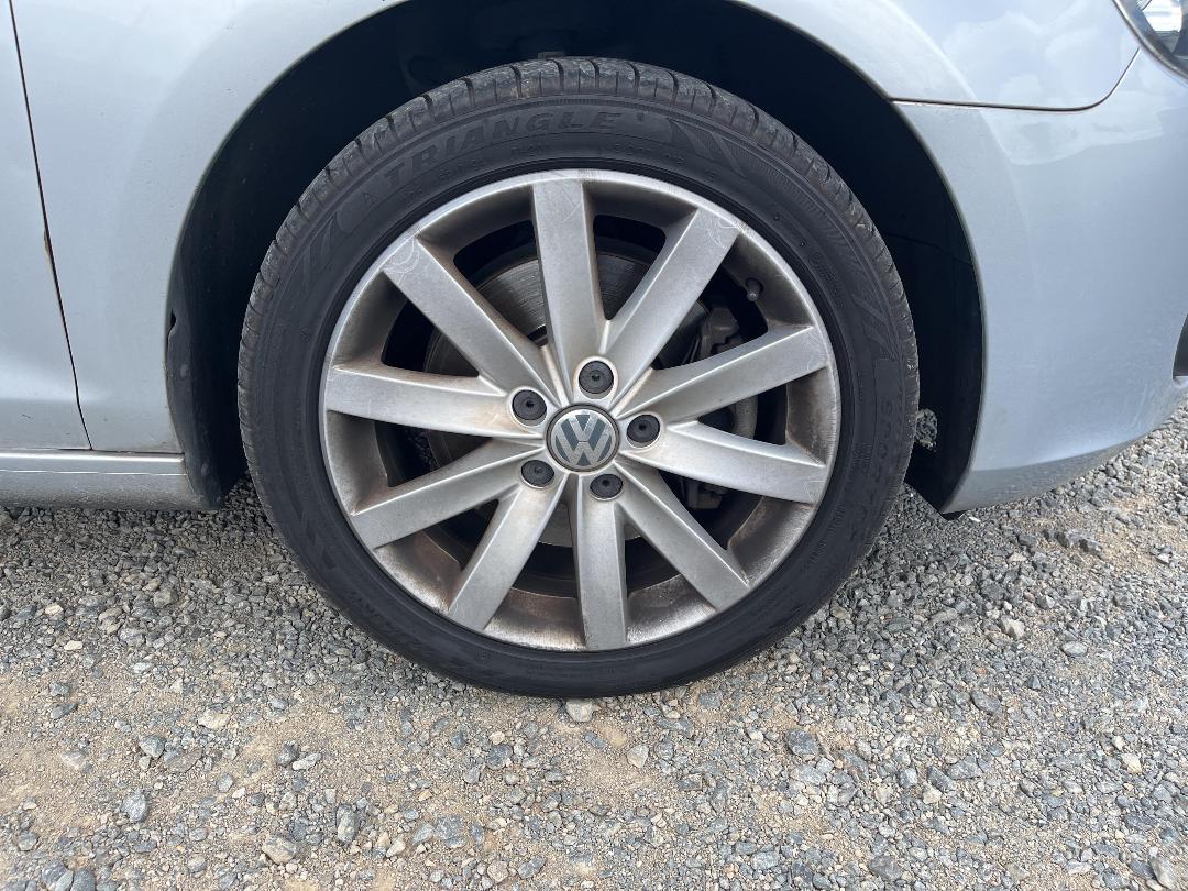 Photo '7' of Volkswagen Golf Photo '7' of Volkswagen Golf