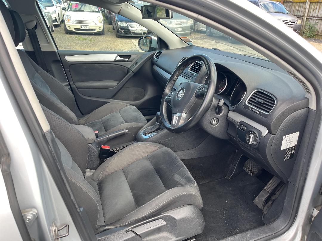 Photo '14' of Volkswagen Golf Photo '14' of Volkswagen Golf