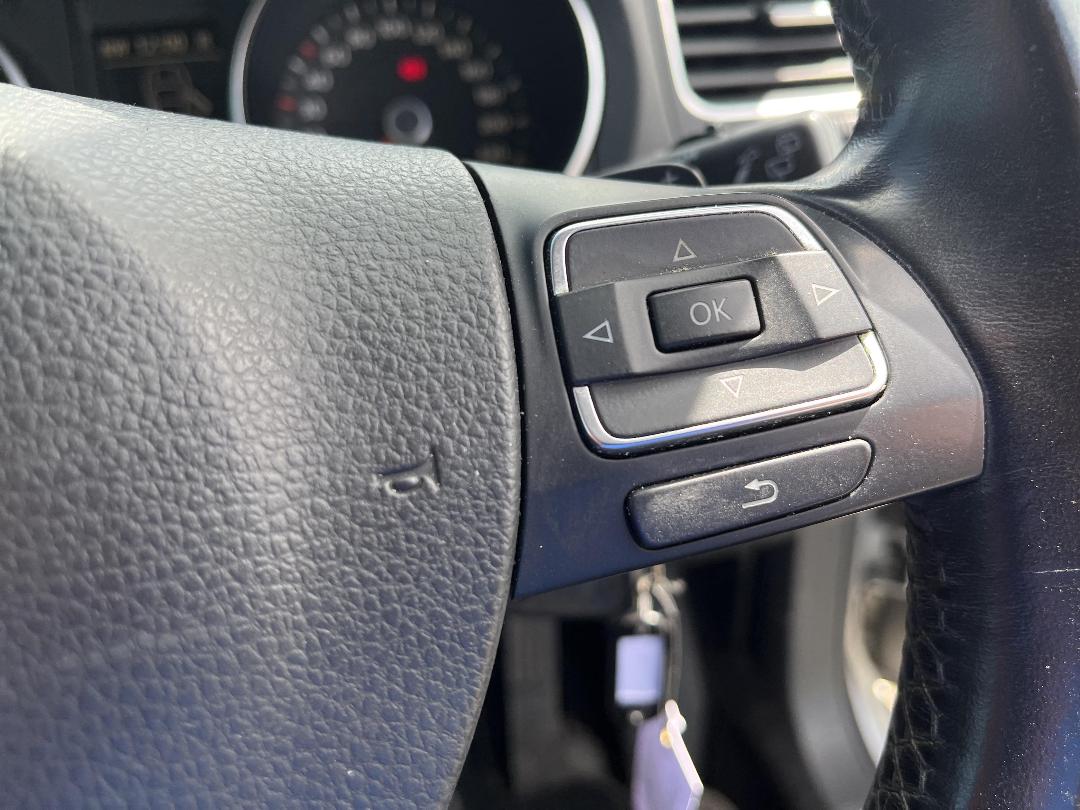 Photo '25' of Volkswagen Golf Photo '25' of Volkswagen Golf