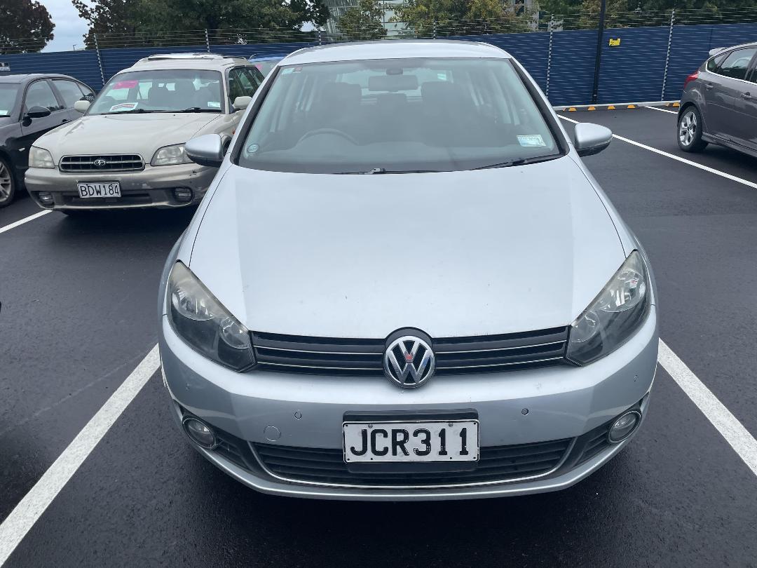 Photo '3' of Volkswagen Golf TSI