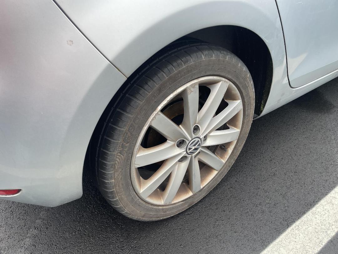 Photo '8' of Volkswagen Golf TSI