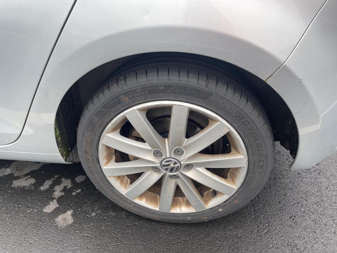 Photo '11' of Volkswagen Golf TSI