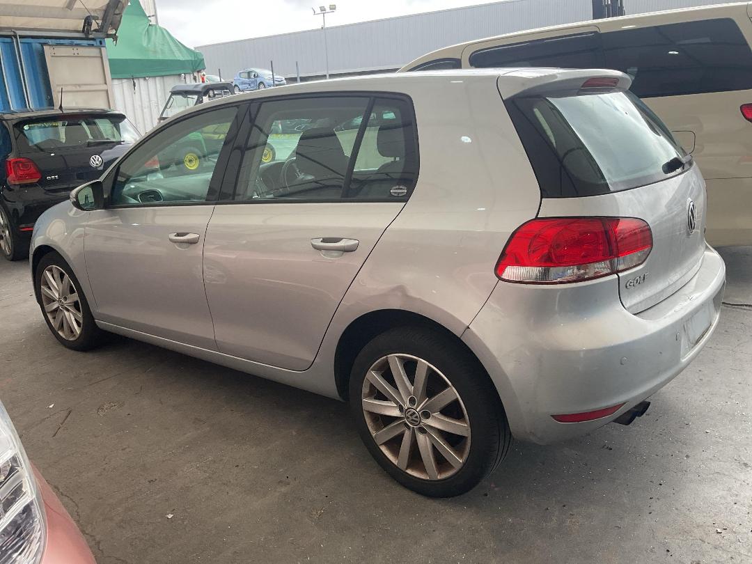 Photo '12' of Volkswagen Golf TSI 118KW