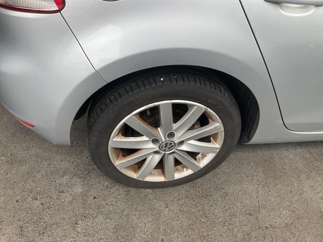 Photo '17' of Volkswagen Golf TSI 118KW