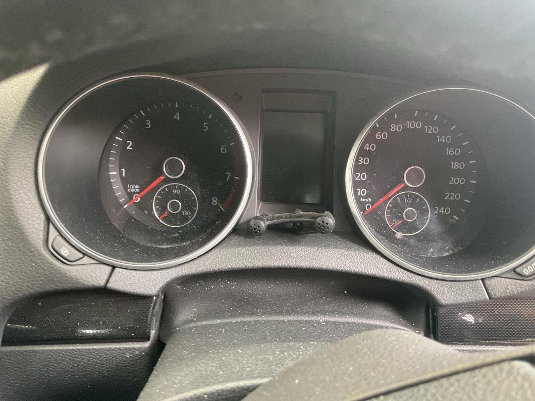 Photo '21' of Volkswagen Golf TSI 118KW