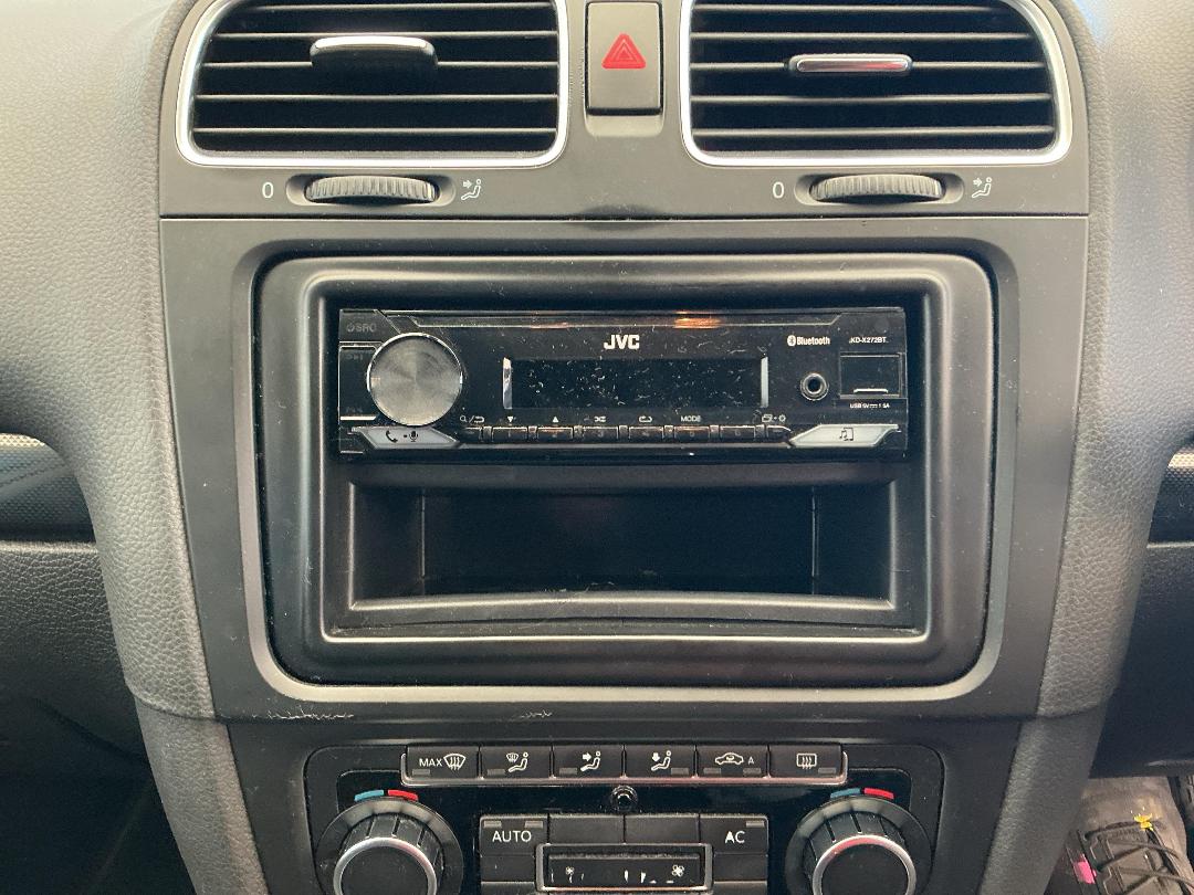 Photo '11' of Volkswagen Golf 1.4 90KW Photo '11' of Volkswagen Golf 1.4 90KW