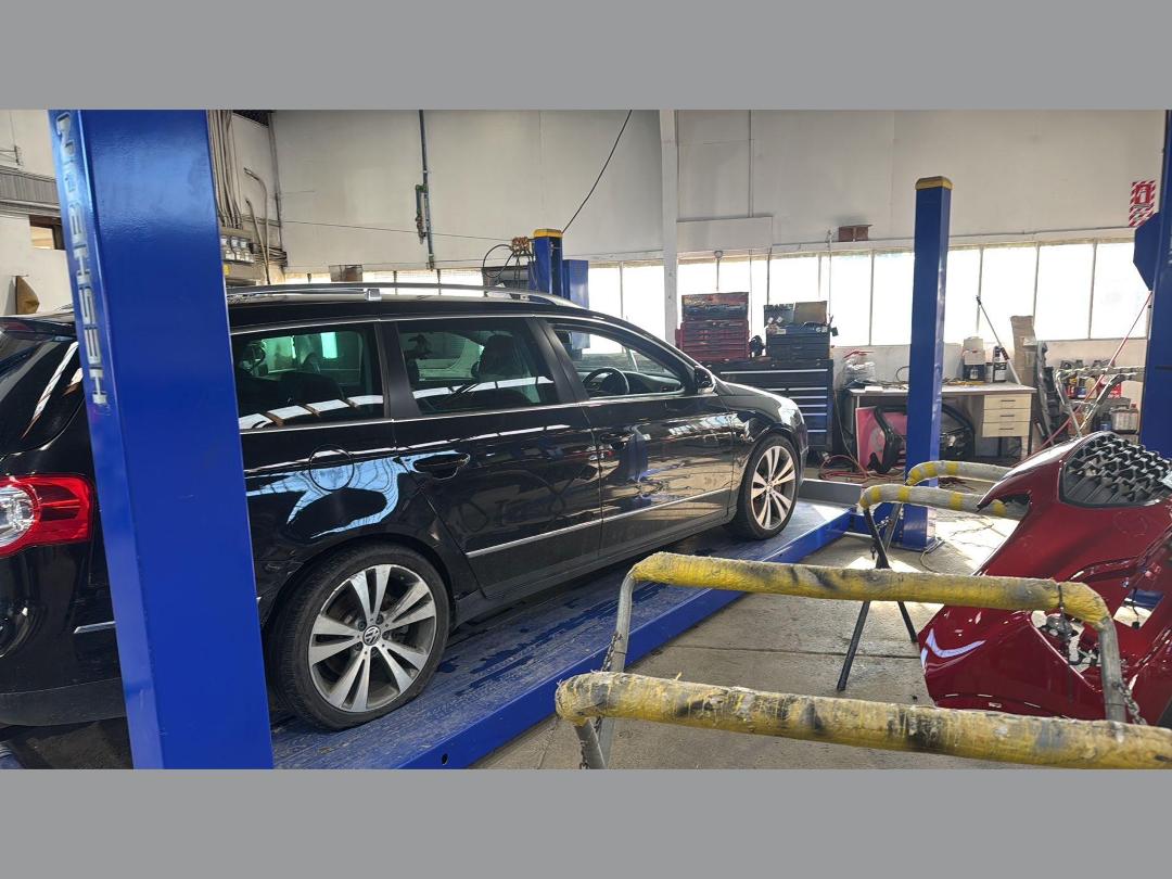 Photo '3' of Volkswagen Passat V6 FSI Photo '3' of Volkswagen Passat V6 FSI