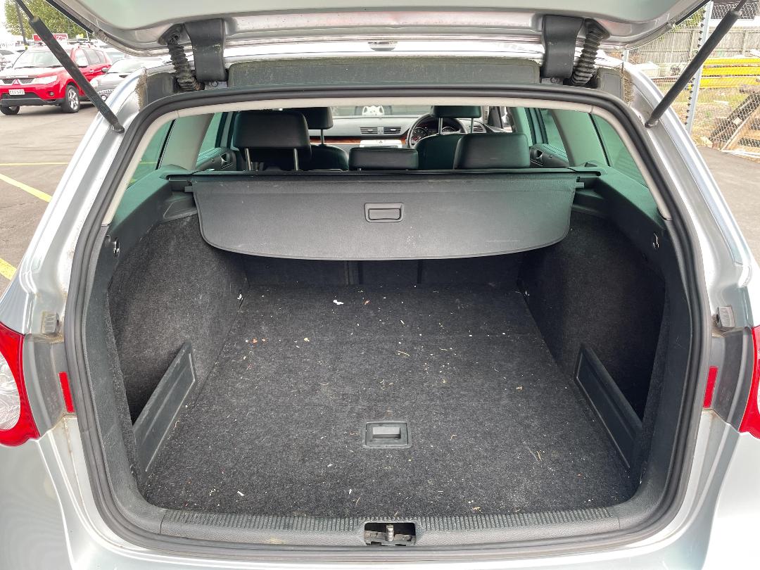 Photo '12' of Volkswagen Passat Variant