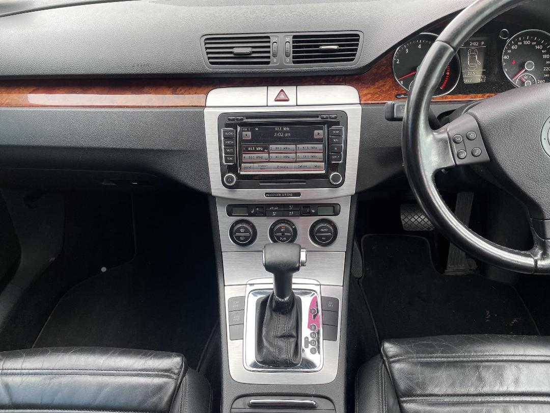 Photo '18' of Volkswagen Passat Variant