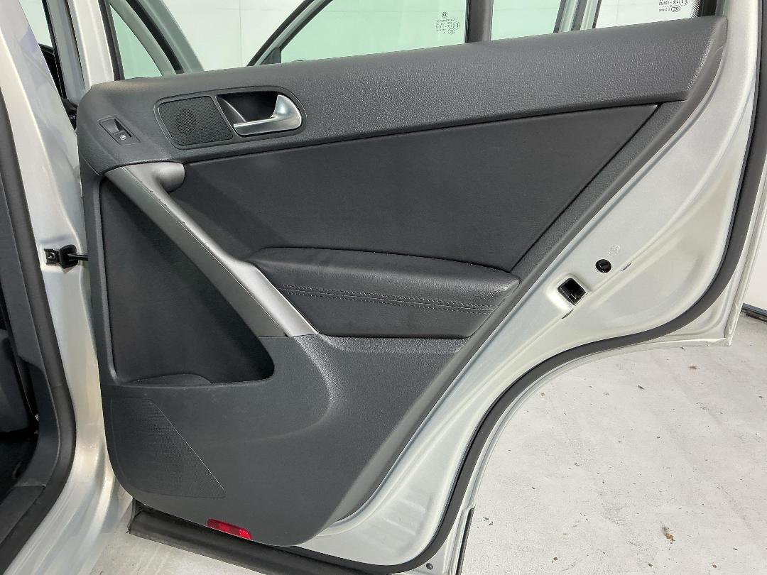 Photo '19' of Volkswagen Tiguan Photo '19' of Volkswagen Tiguan