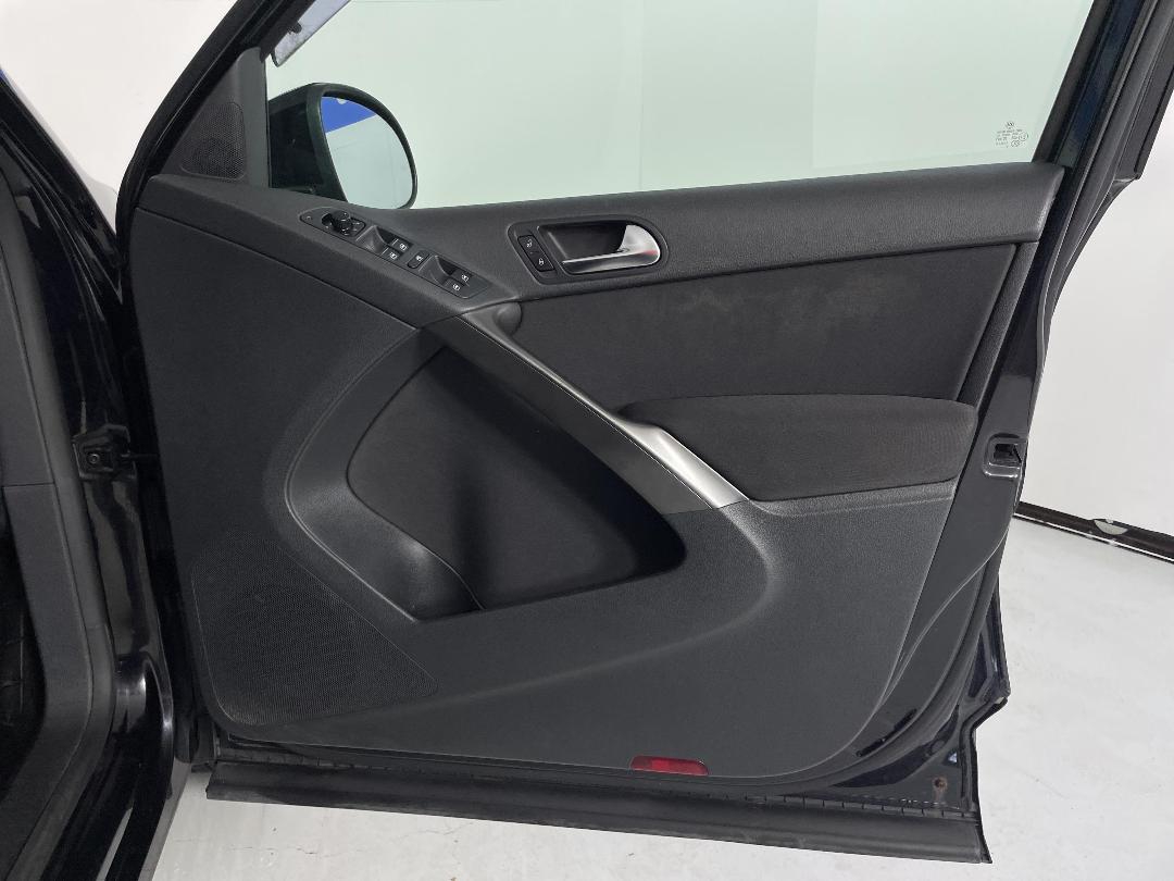 Photo '15' of Volkswagen Tiguan