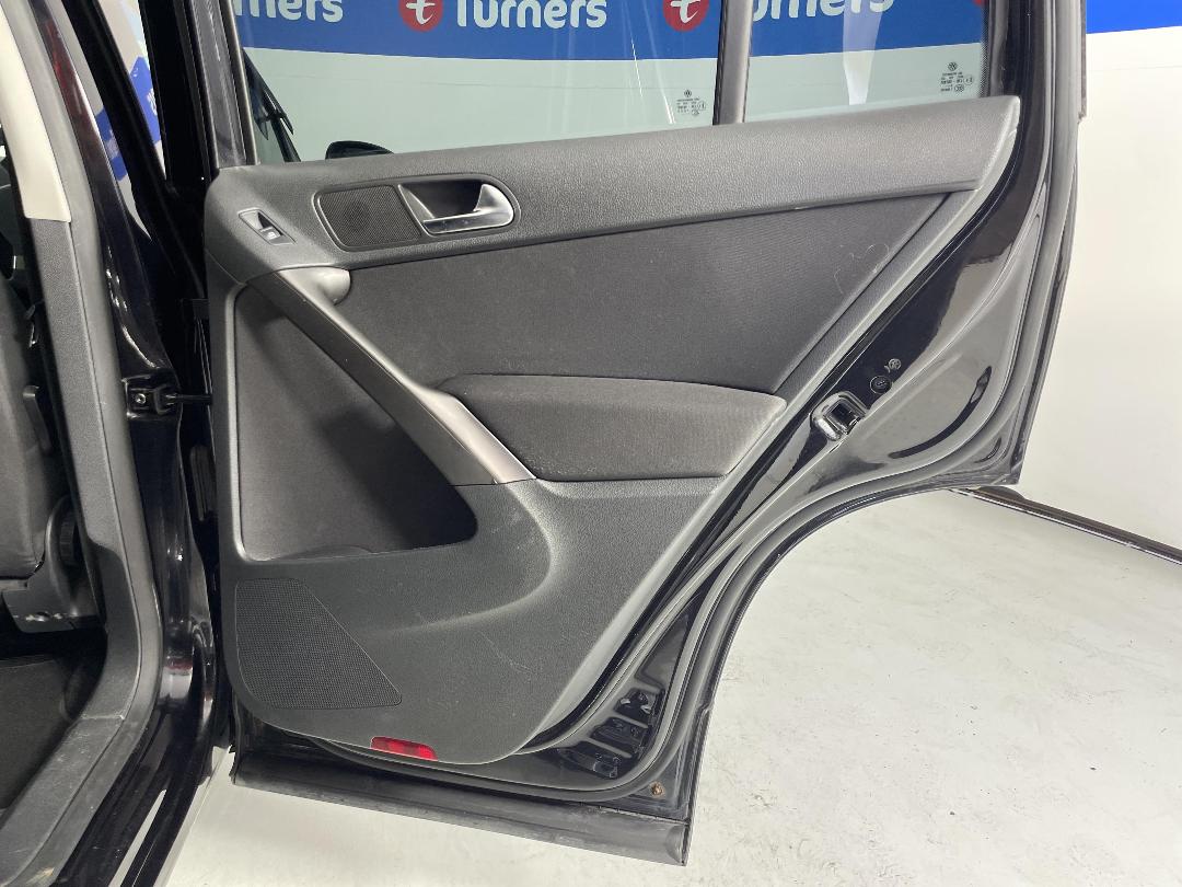 Photo '19' of Volkswagen Tiguan