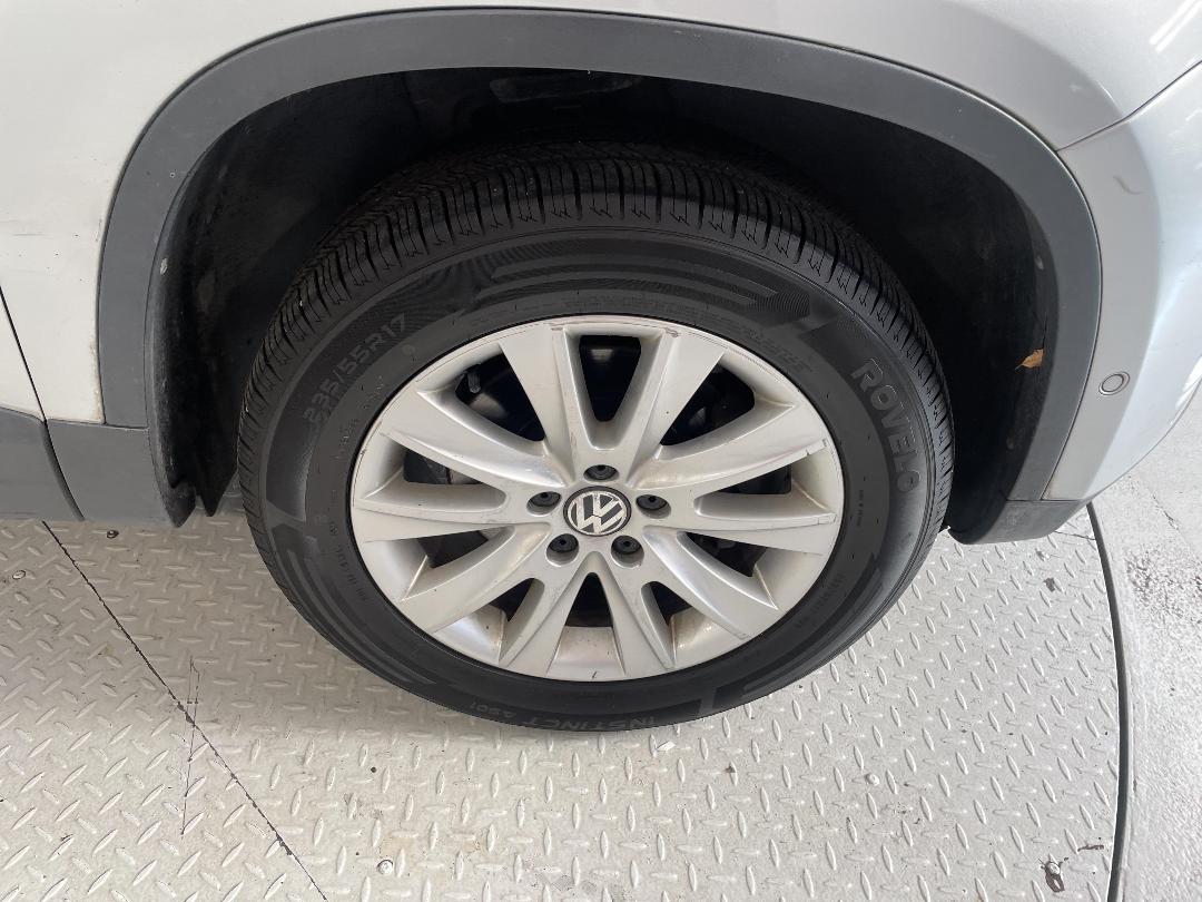 Photo '9' of Volkswagen Tiguan Photo '9' of Volkswagen Tiguan