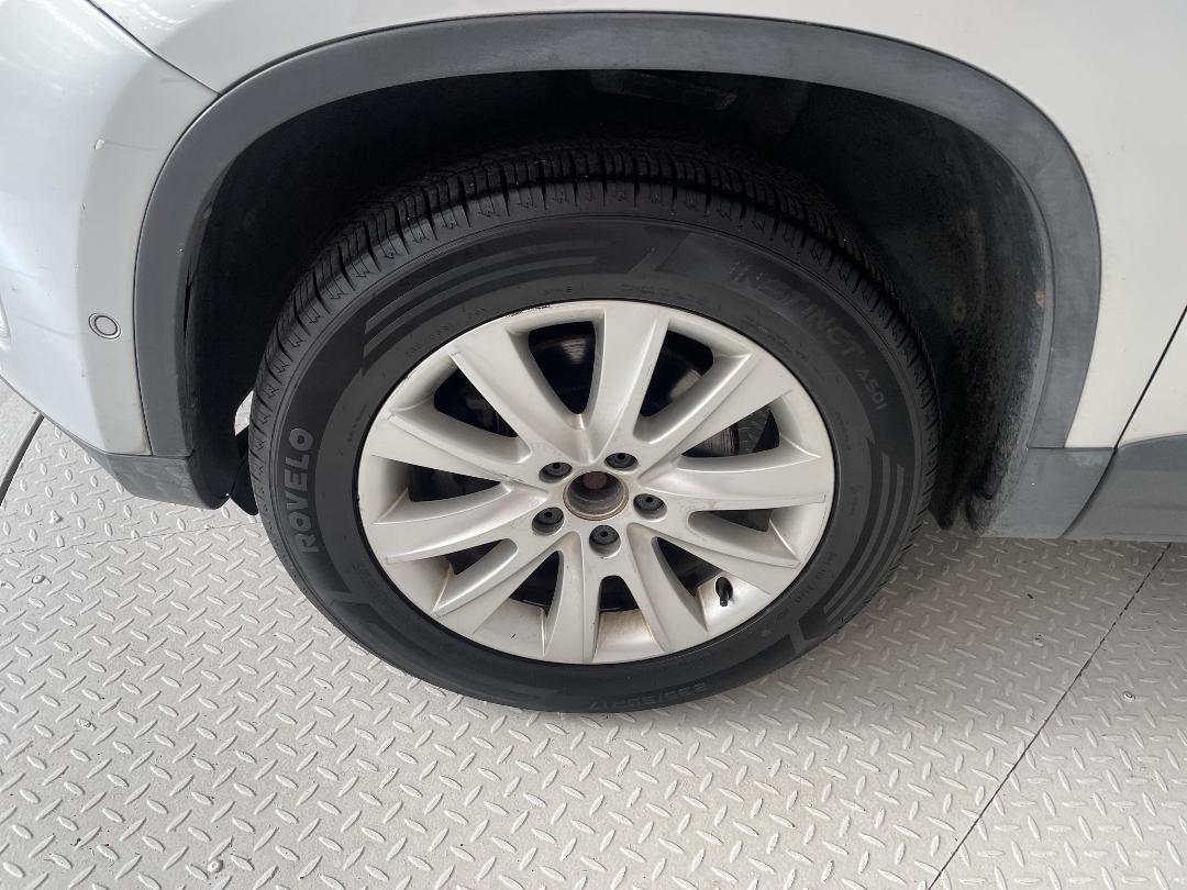 Photo '10' of Volkswagen Tiguan Photo '10' of Volkswagen Tiguan