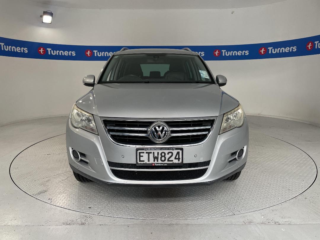 Photo '2' of Volkswagen Tiguan Photo '2' of Volkswagen Tiguan