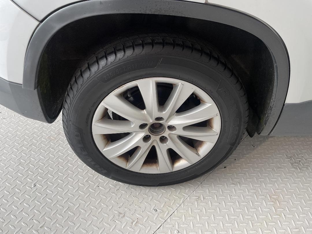 Photo '12' of Volkswagen Tiguan Photo '12' of Volkswagen Tiguan