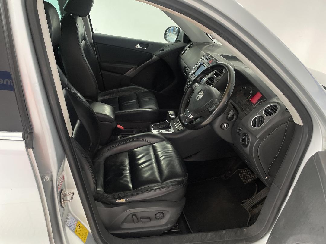 Photo '16' of Volkswagen Tiguan Photo '16' of Volkswagen Tiguan