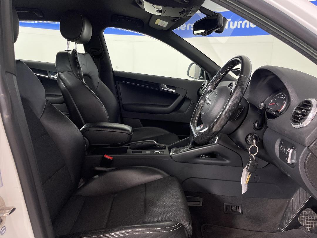 Photo '16' of Audi A3 Photo '16' of Audi A3