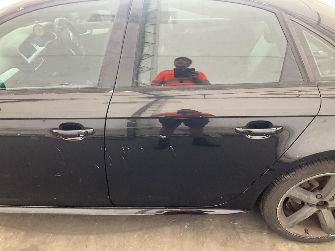 Photo '13' of Audi A4 Photo '13' of Audi A4