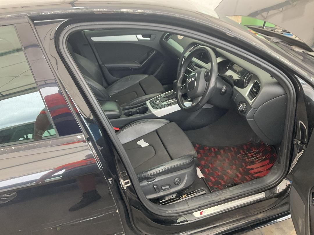 Photo '24' of Audi A4 Photo '24' of Audi A4