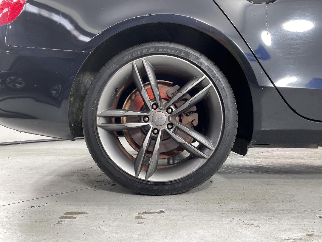 Photo '12' of Audi A4 Photo '12' of Audi A4