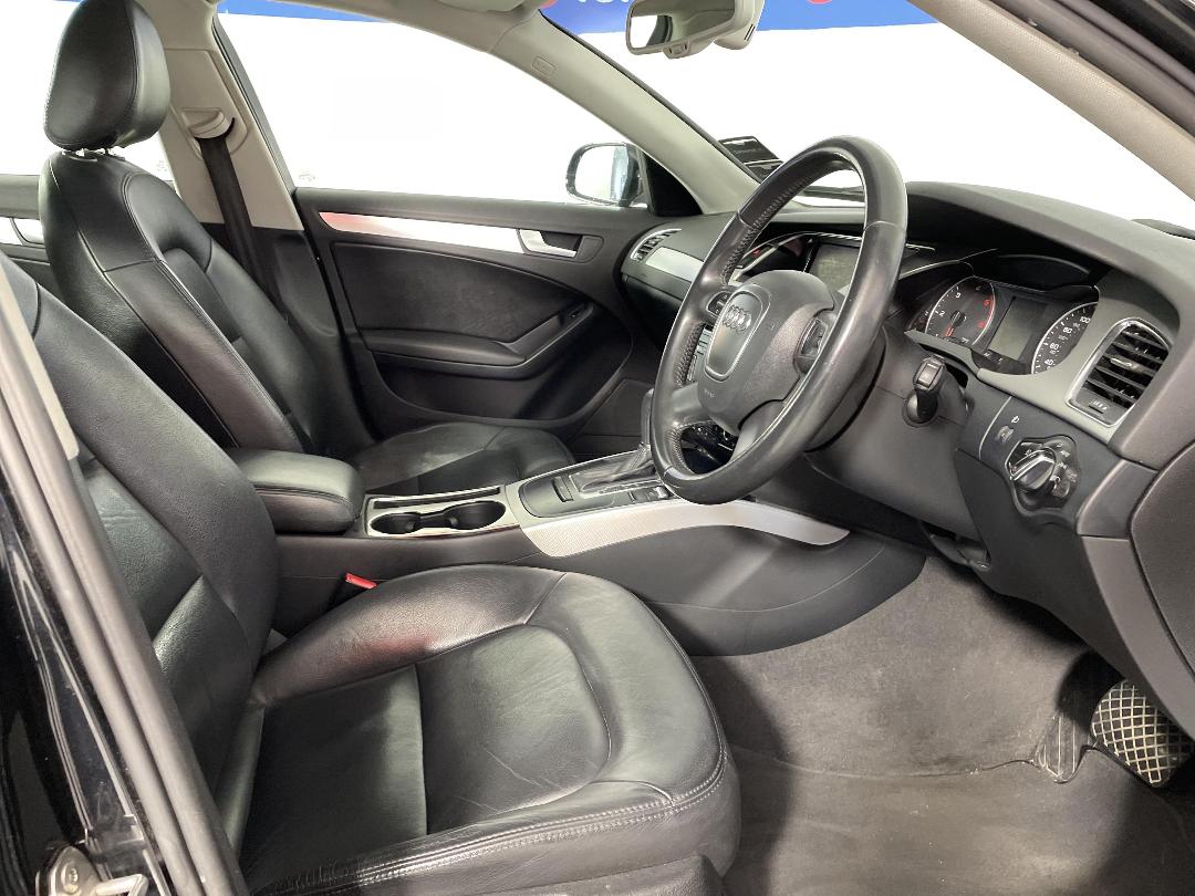 Photo '16' of Audi A4 Photo '16' of Audi A4