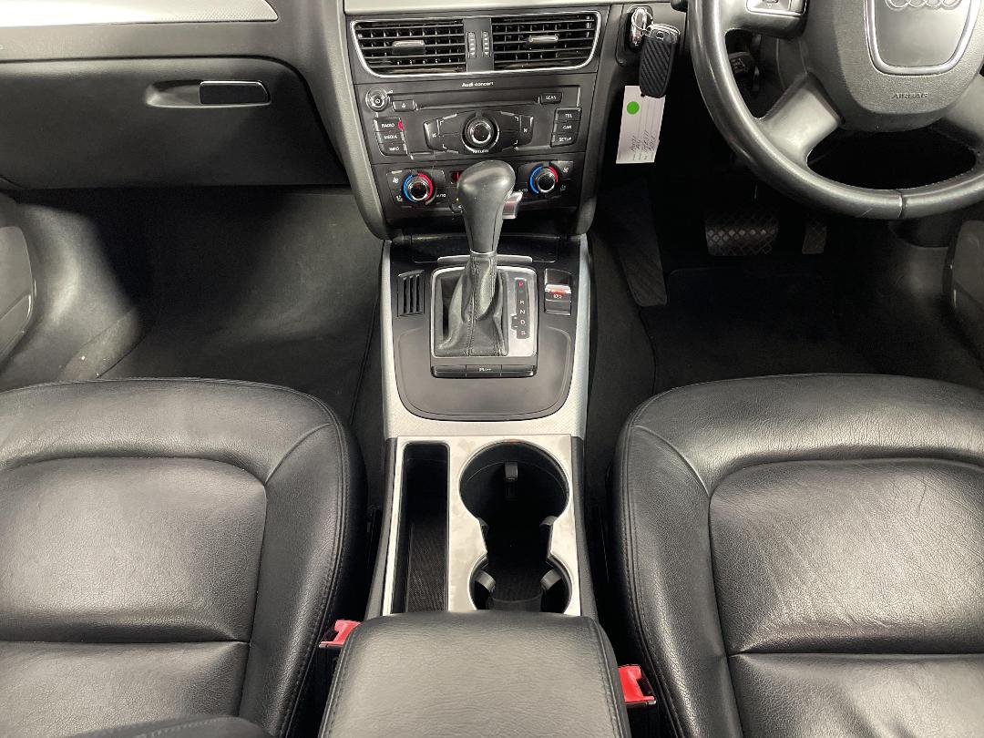 Photo '18' of Audi A4 Photo '18' of Audi A4