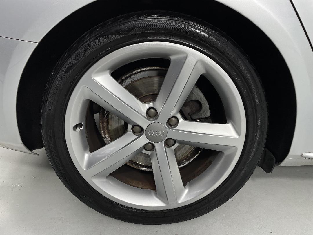 Photo '12' of Audi A4