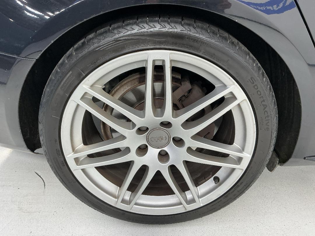 Photo '12' of Audi A4