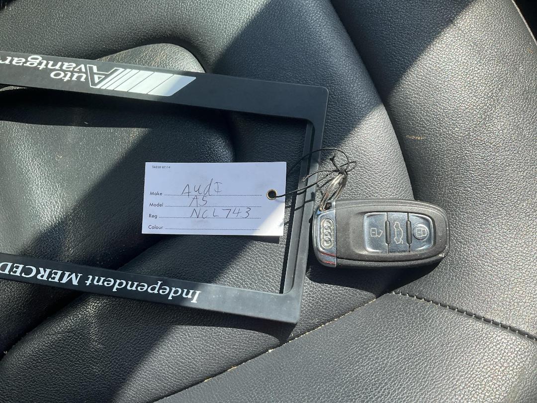 Photo '19' of Audi A5 2.0 Tfsi Quattro Photo '19' of Audi A5 2.0 Tfsi Quattro